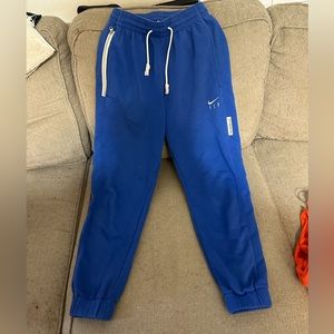 Womens Nike sweatpants